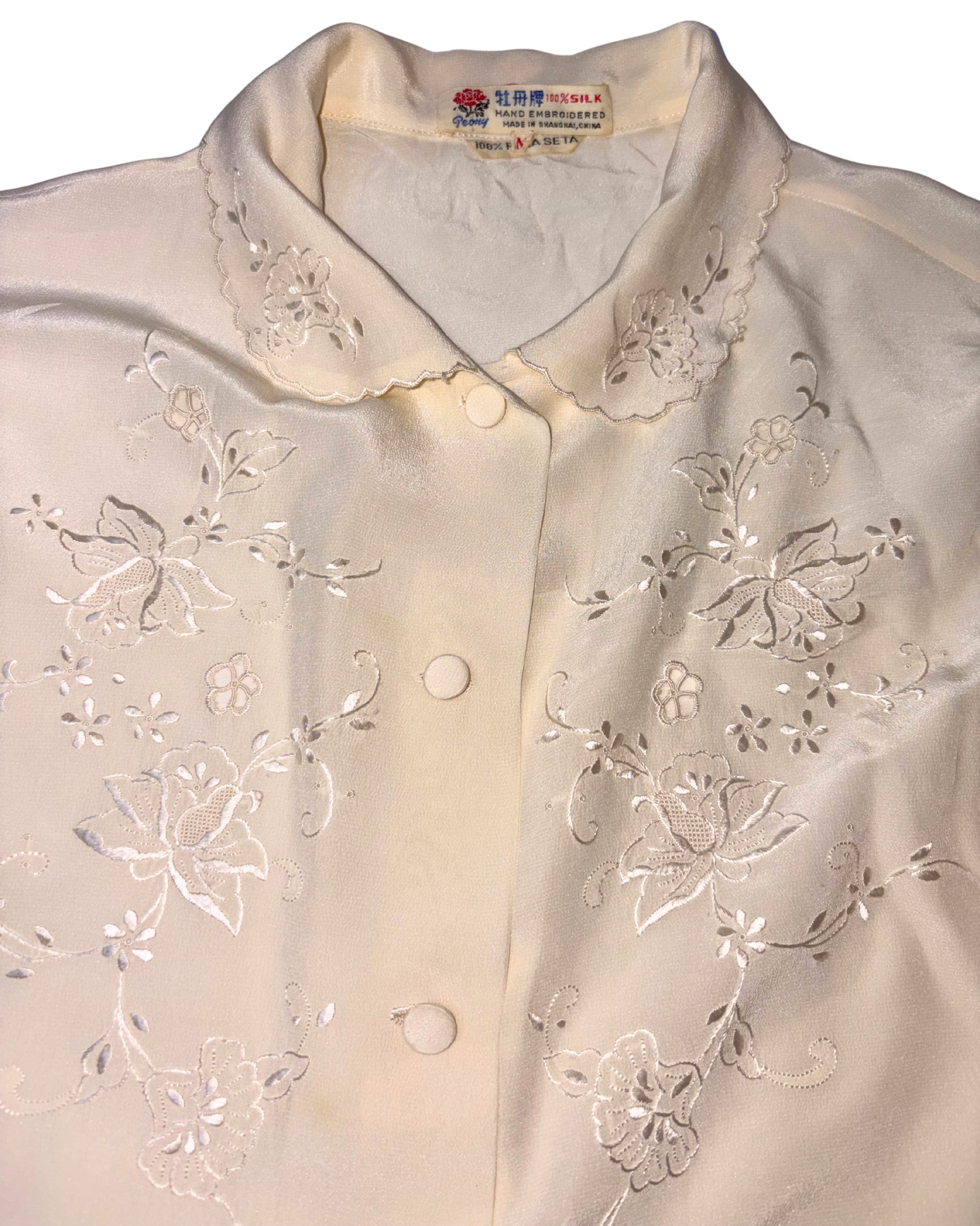 Camasa Vintage din Matase Brodata pe guler, piept si mansete
